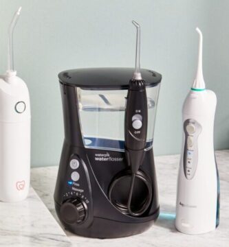 Wie man den Waterpik-Dental-Irrigator zerlegt und reinigt